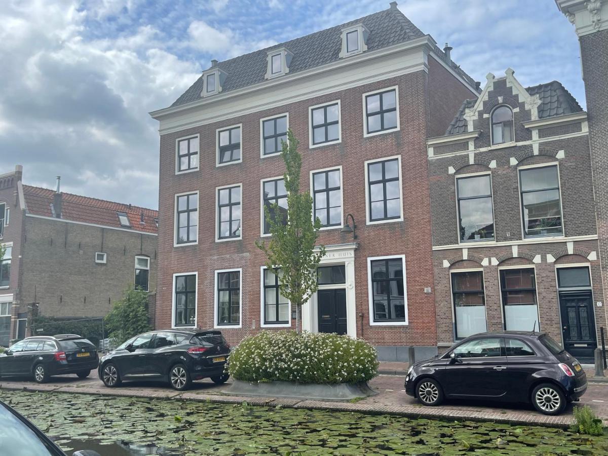 Canal House In Historic City Center Gouda Bagian luar foto