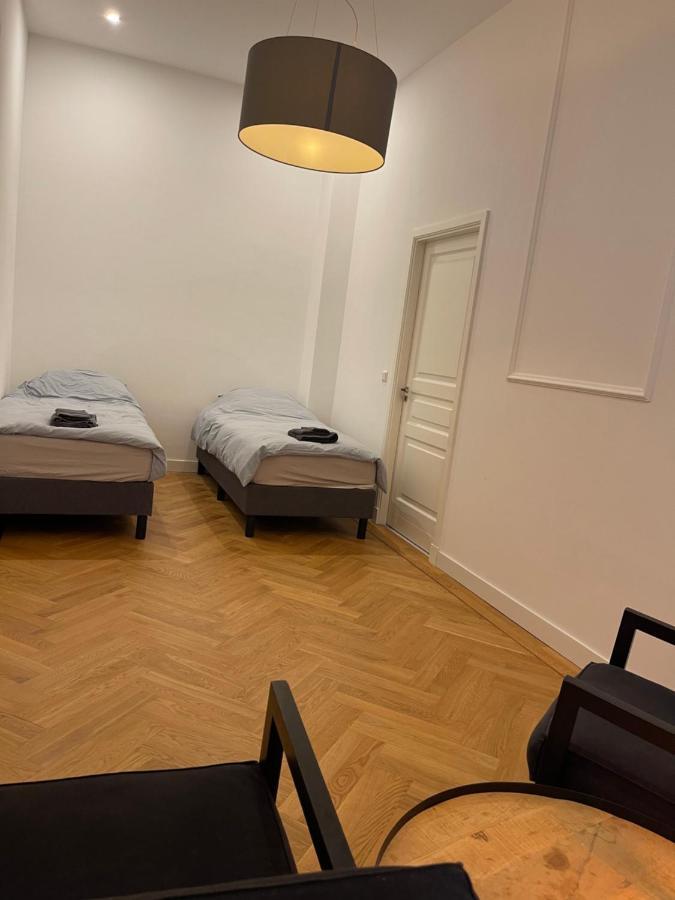 Canal House In Historic City Center Gouda Bagian luar foto