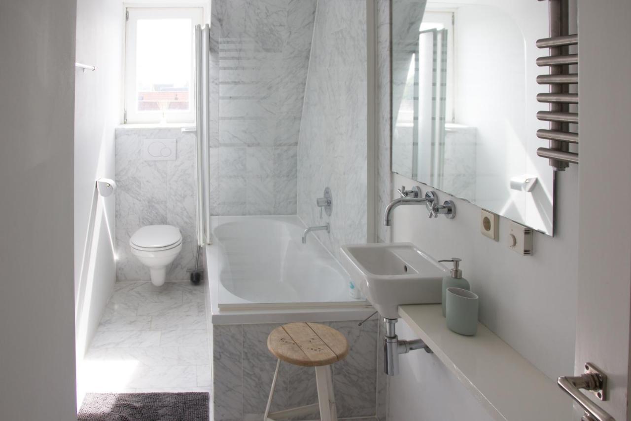 Canal House In Historic City Center Gouda Bagian luar foto